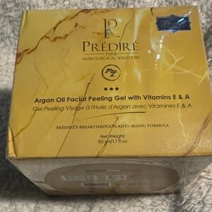 Prédiré Paris Argan Oil Facial Peeling Gel - Gold